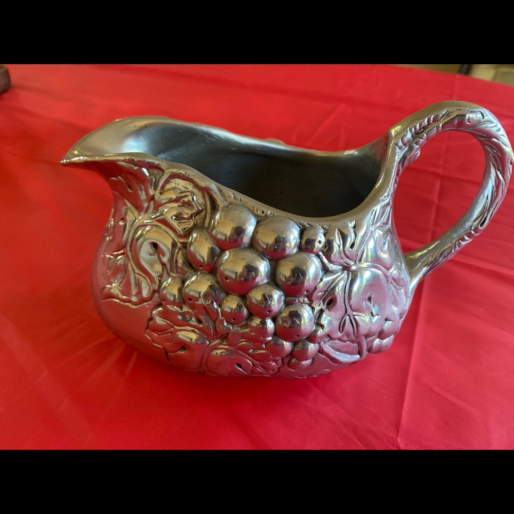 Arthur Court Grape Design Gravy Boat